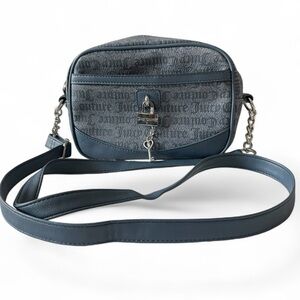 Juicy Couture Eastside Westside Camera Crossbody Bag Denim Blue | Lock Detail